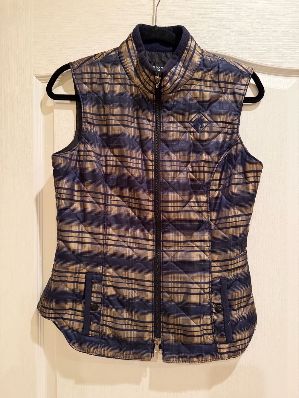 Artists Equestrian Quilted Navy / Gold Plaid Sleeveless Vest